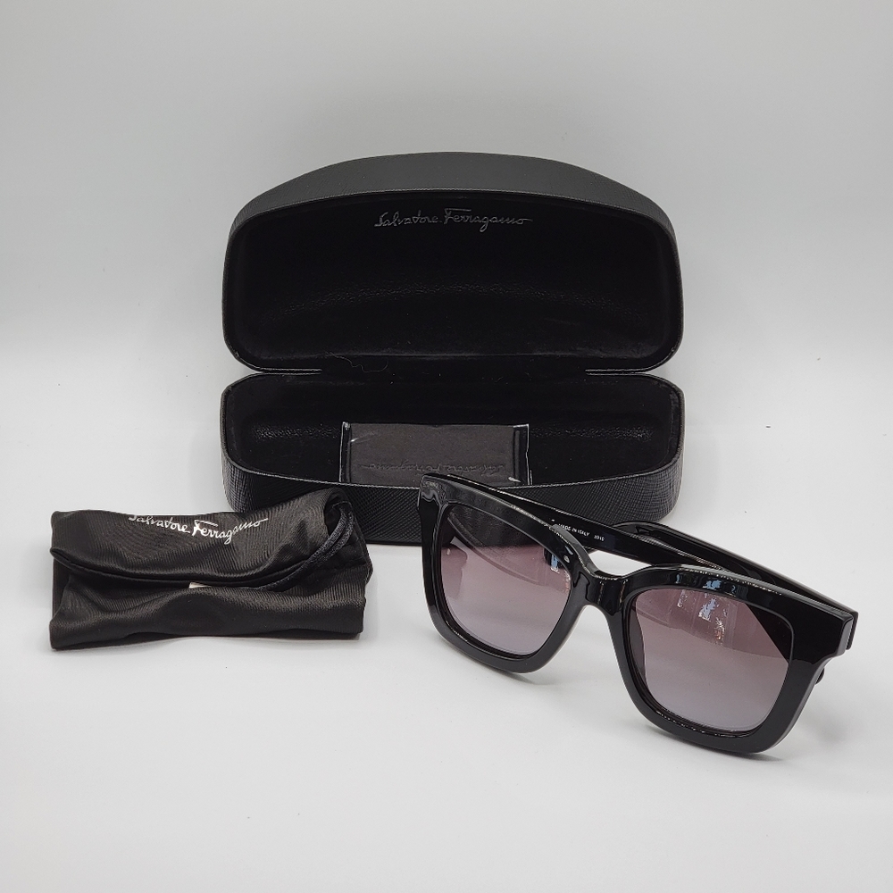 NWT! Salvatore Ferragamo Unisex SF9555S Sunglasses